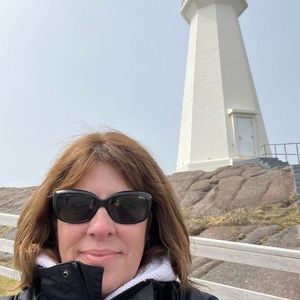 Meet your Posher, Pamela